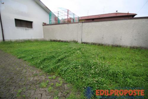 Capannone in affitto a Lentate sul Seveso