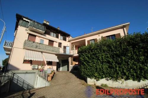 Appartamento in vendita a Lazzate