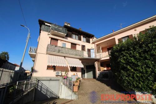 Appartamento in vendita a Lazzate
