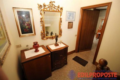 Villa in vendita a Lazzate