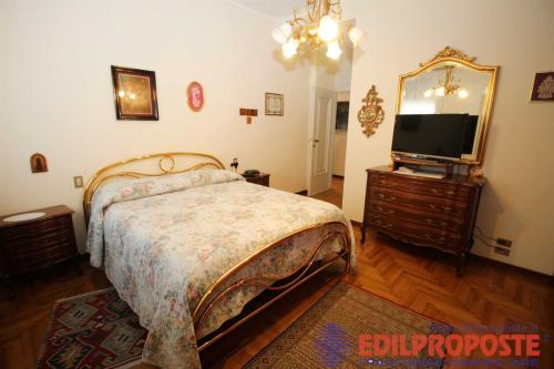 Villa in vendita a Lazzate