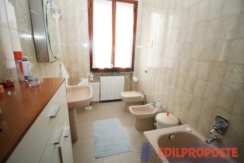 Villa in vendita a Lazzate