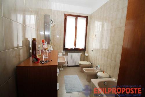 Villa in vendita a Lazzate