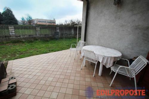 Villa in vendita a Lazzate