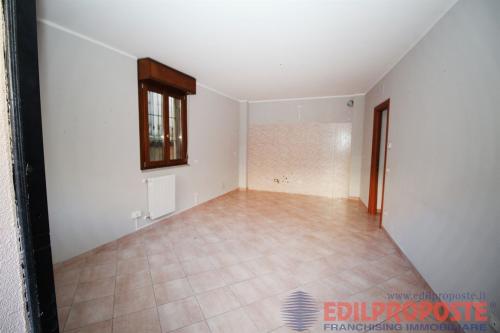 Appartamento in vendita a Misinto