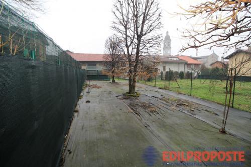 Rustico in vendita a Lentate sul Seveso