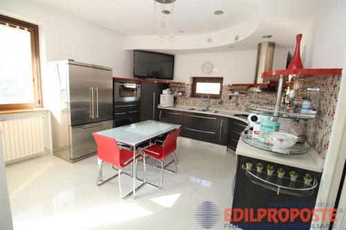 Villa in vendita a Misinto