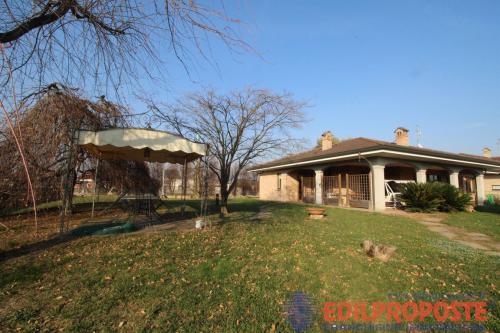 Villa in vendita a Misinto