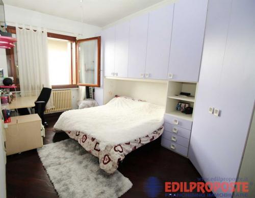 Villa in vendita a Cogliate