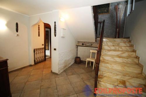Villa in vendita a Cogliate