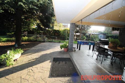 Villa in vendita a Cogliate