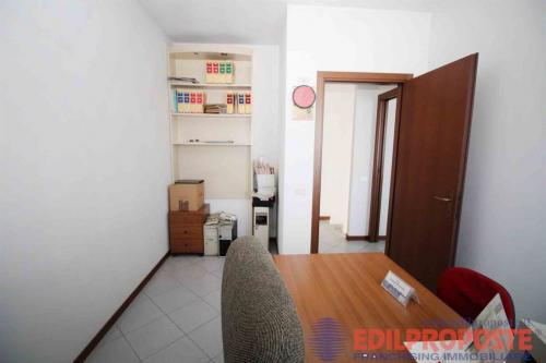 Villa in vendita a Lazzate