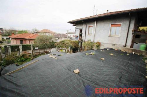 Villa in vendita a Ceriano Laghetto