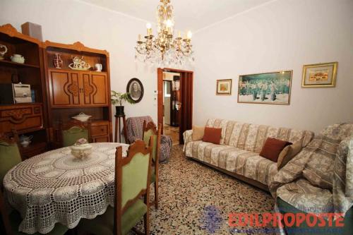 Villa in vendita a Ceriano Laghetto