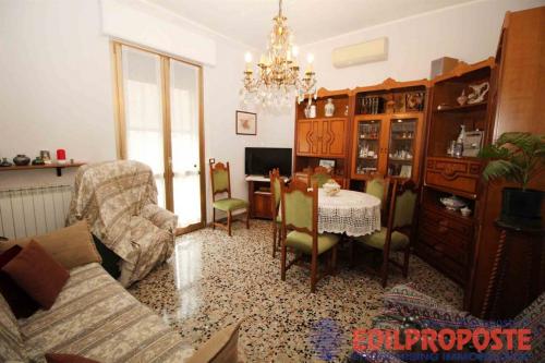 Villa in vendita a Ceriano Laghetto