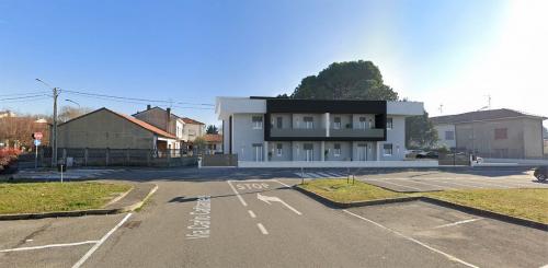 Appartamento in vendita a Lazzate