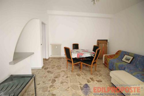 Appartamento in affitto a Misinto