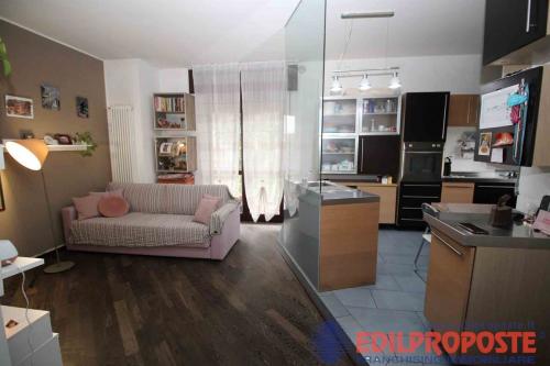 Appartamento in vendita a Lentate sul Seveso