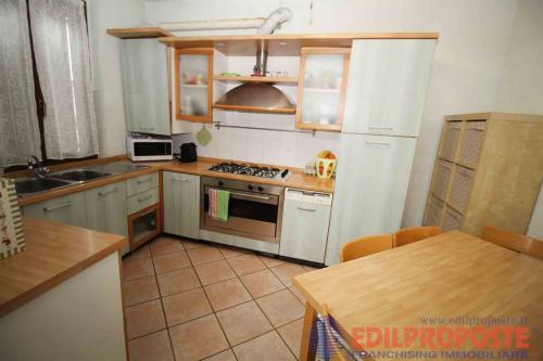 Appartamento in vendita a Cogliate