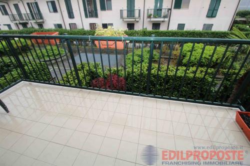 Appartamento in vendita a Cogliate