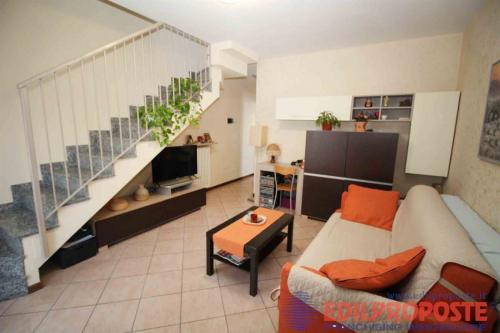 Appartamento in vendita a Barlassina
