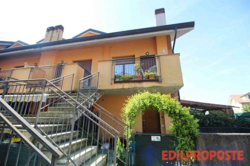 Appartamento in vendita a Barlassina