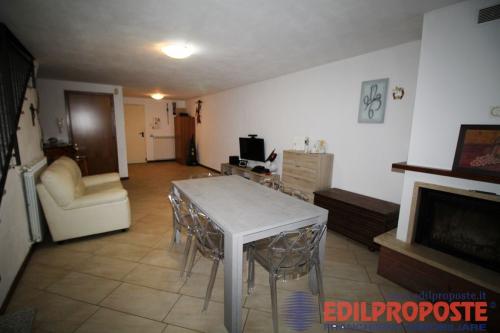 Villette a schiera in vendita a Ceriano Laghetto