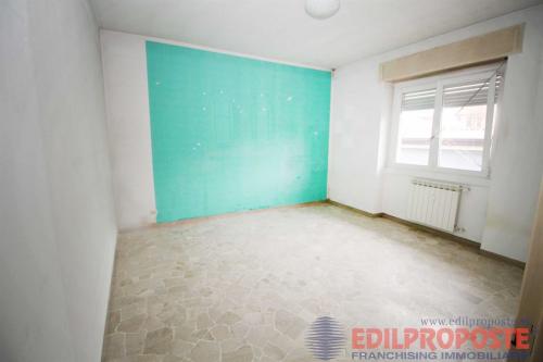 Appartamento in vendita a Lazzate