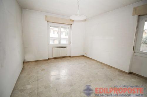 Appartamento in vendita a Lazzate