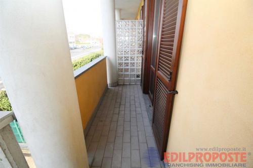 Appartamento in vendita a Lazzate