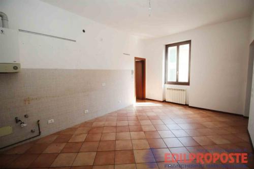 Appartamento in vendita a Misinto