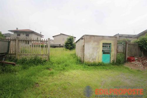 Terreno edificabile in vendita a Cogliate