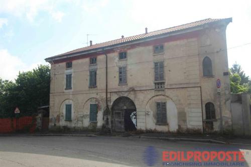 Rustico in vendita a Lentate sul Seveso