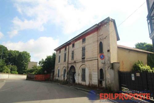 Rustico in vendita a Lentate sul Seveso