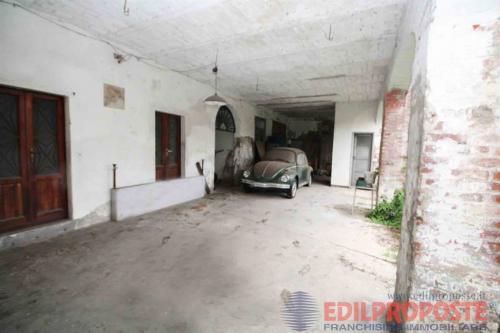 Casa singola in vendita a Lazzate