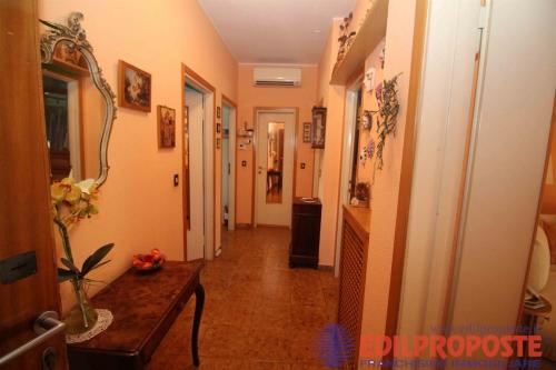 Appartamento in vendita a Lazzate