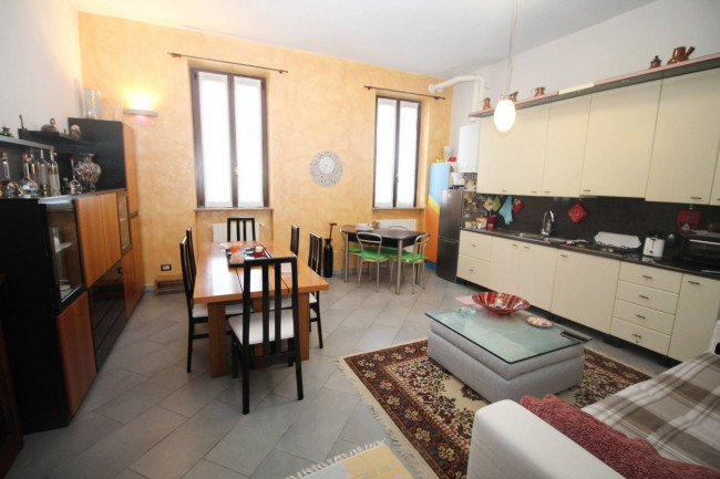 Appartamento in vendita a Lazzate