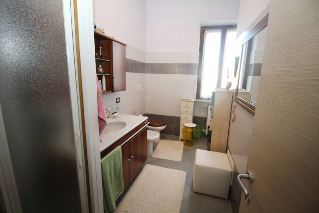 Appartamento in vendita a Lazzate