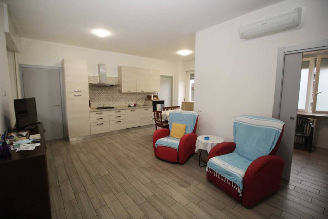 Casa singola in affitto a Lazzate