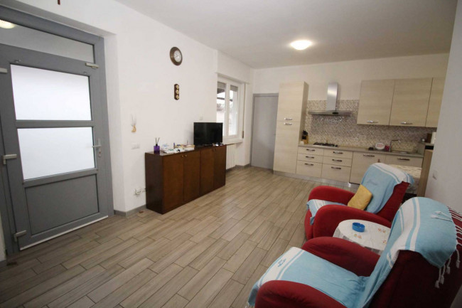 Casa singola in affitto a Lazzate