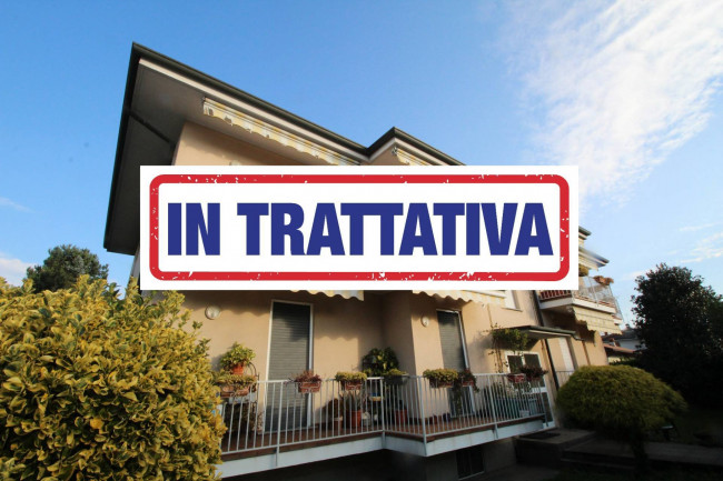 Appartamento in vendita a Lazzate