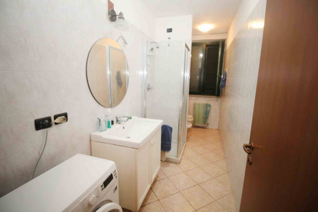 Appartamento in vendita a Lazzate