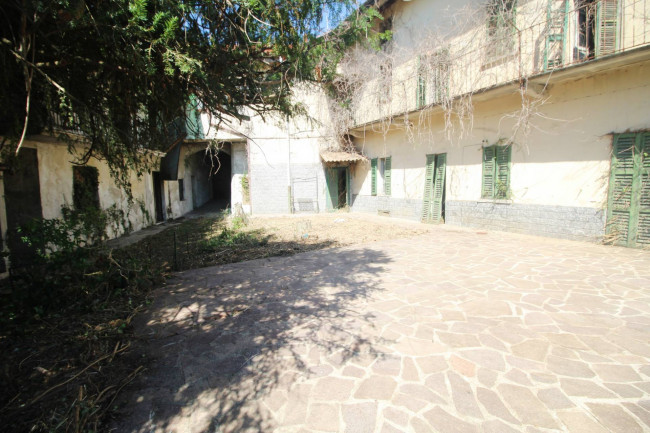 Rustico in vendita a Lentate sul Seveso