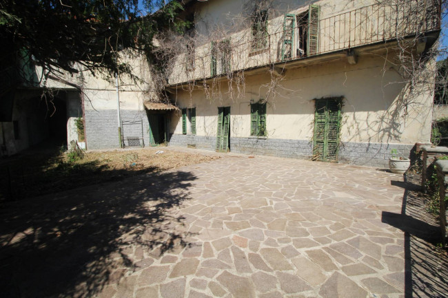 Rustico in vendita a Lentate sul Seveso