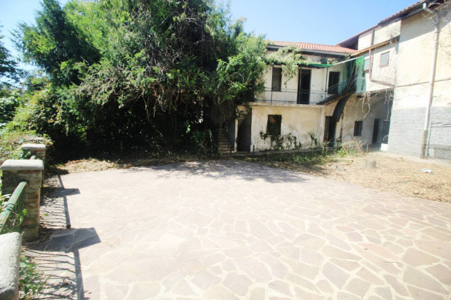 Rustico in vendita a Lentate sul Seveso