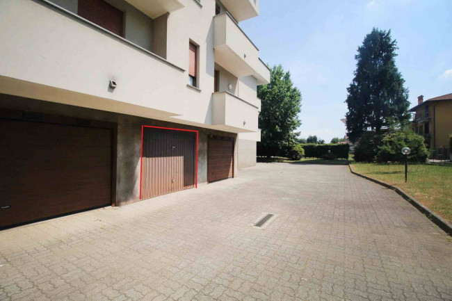 Appartamento in vendita a Lazzate