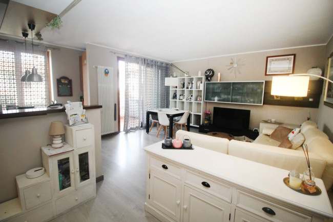 Appartamento in vendita a Ceriano Laghetto