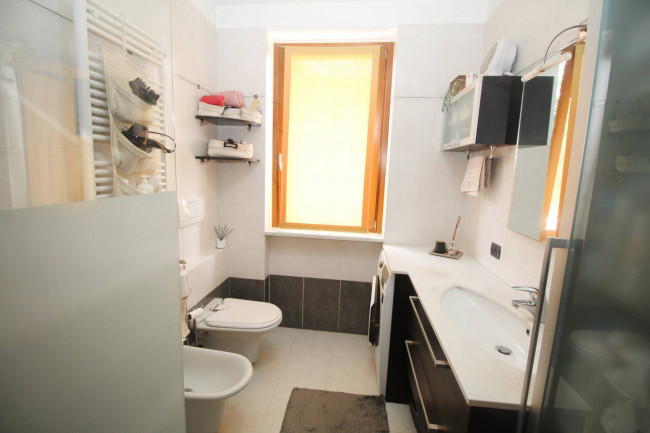 Appartamento in vendita a Ceriano Laghetto