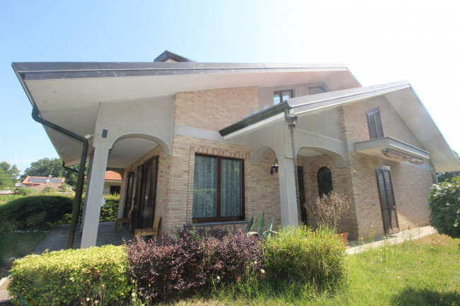 Villa in vendita a Misinto