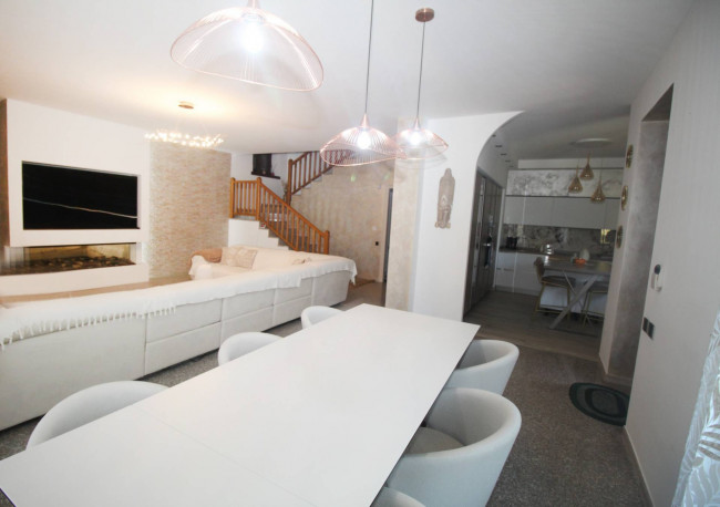 Villa in vendita a Misinto
